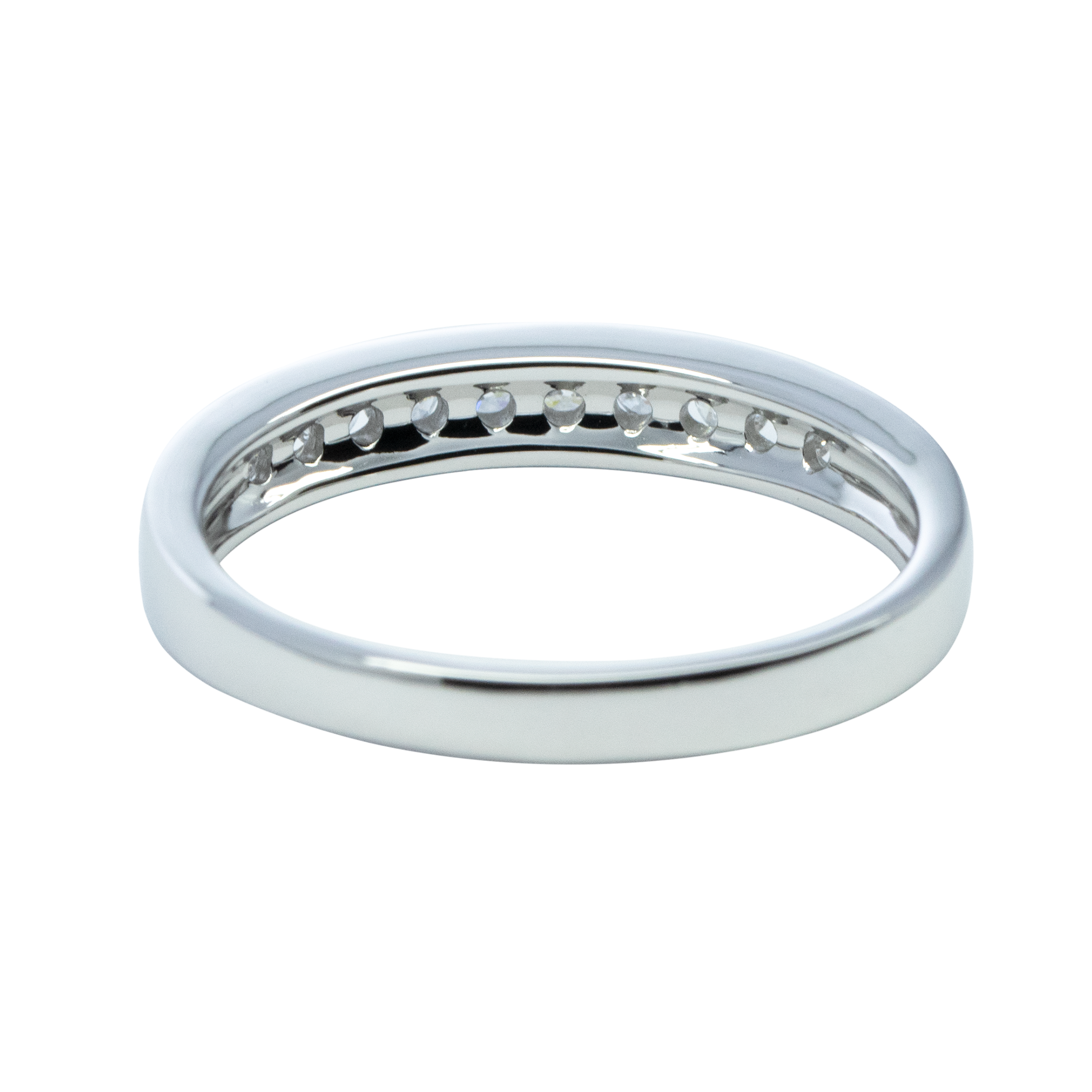 Sleek Wedding Band for Timeless Elegance - Palaces Jewellery