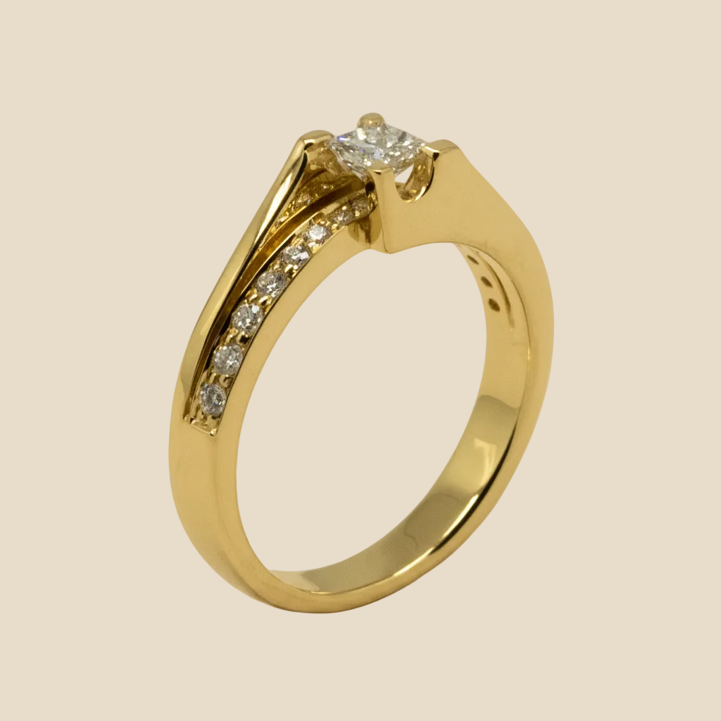 SplitShank Engagement Ring - Palaces Jewellery