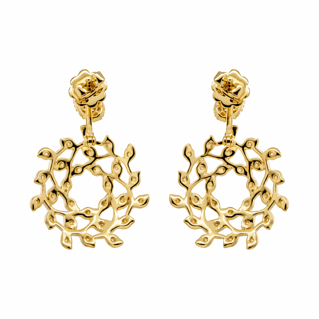 Orecchino pendente con diamanti (Dangling Diamond Earring)