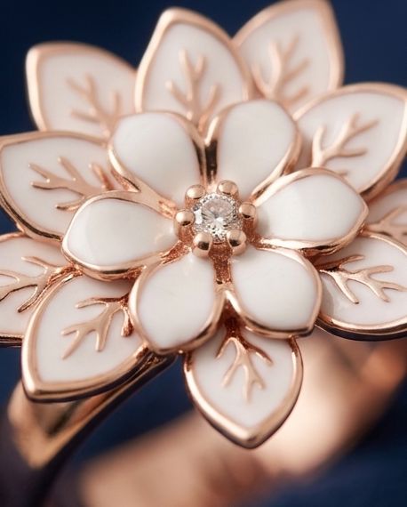 Magnolien-Diamantring (Magnolia Diamond Ring)