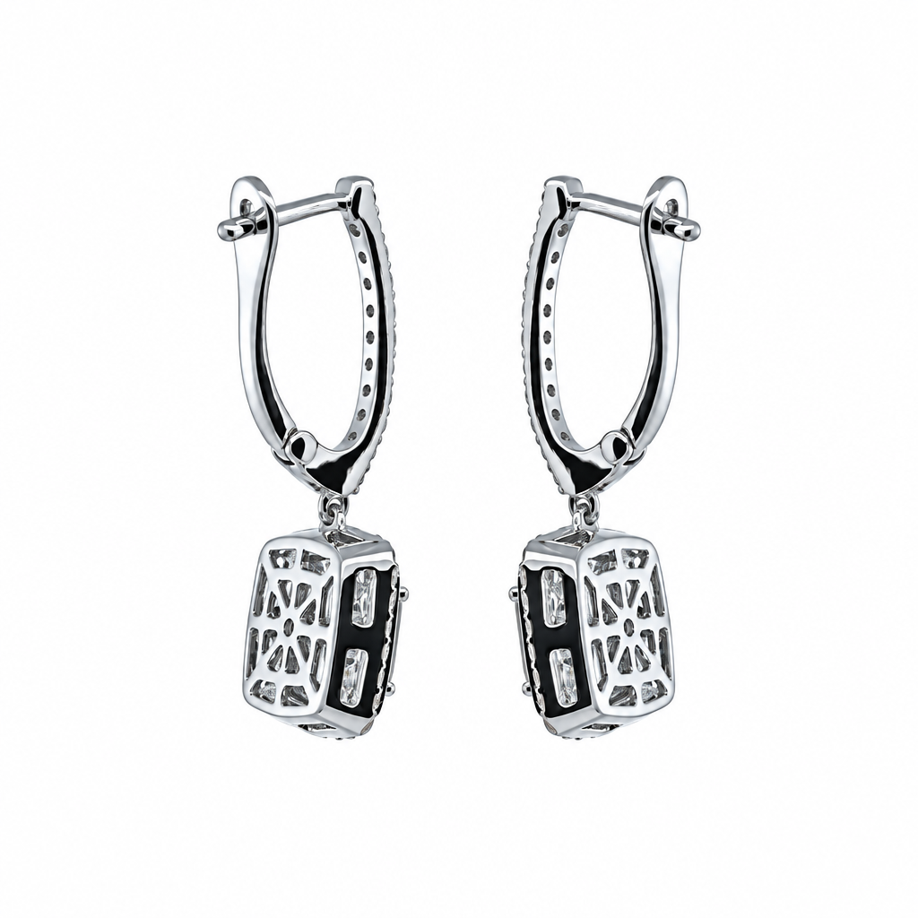 ต่างหูเพชรห้อย (Dangling Diamond Earring)