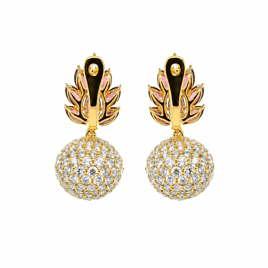 吊坠钻石耳环 (Dangling Diamond Earring)