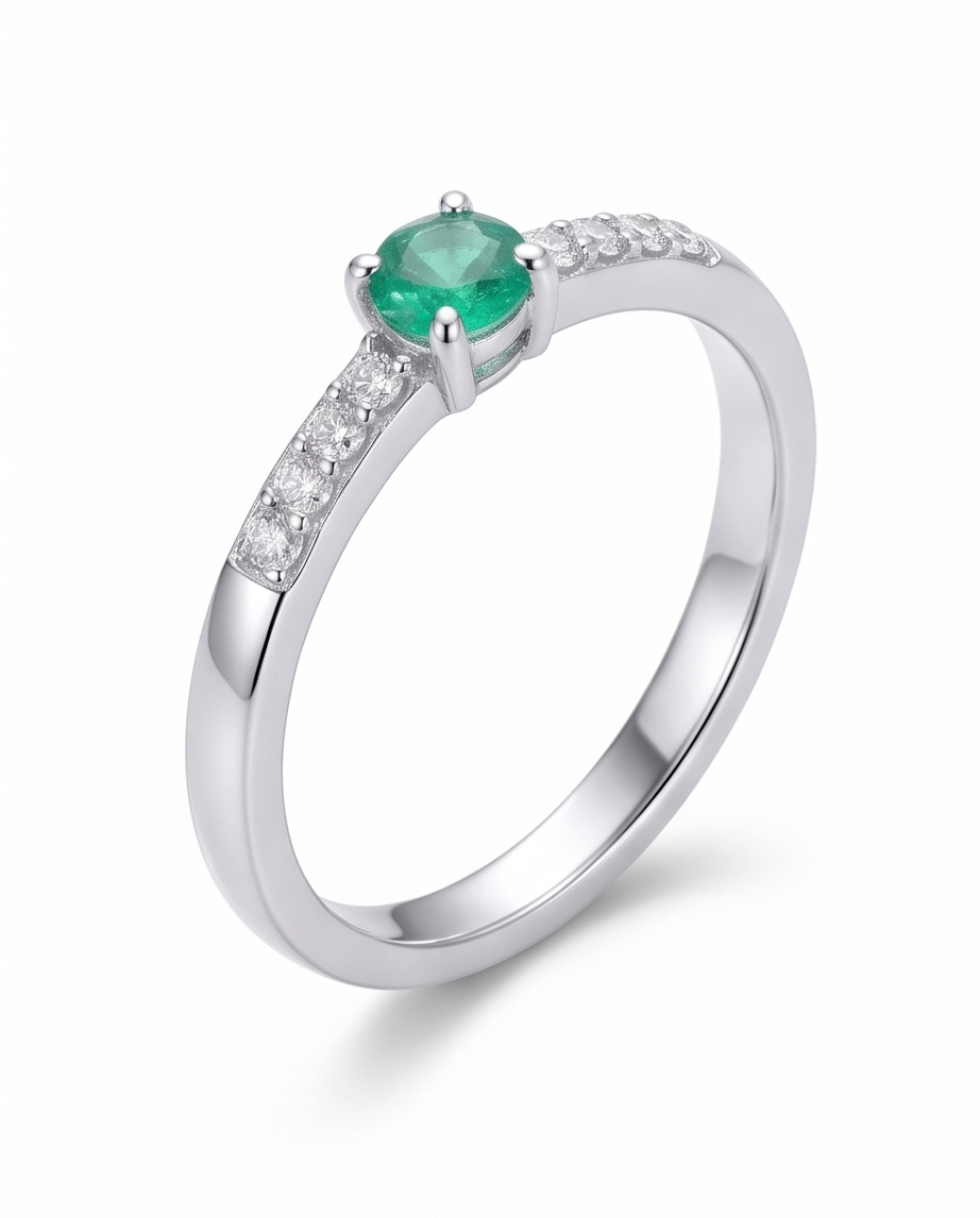 祖母綠耳語戒指 (Emerald Whisper Ring)