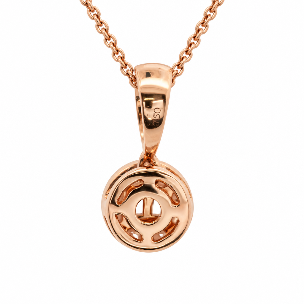 จี้เพชรรูปรูเล็ต (Roulette Diamond Pendant)